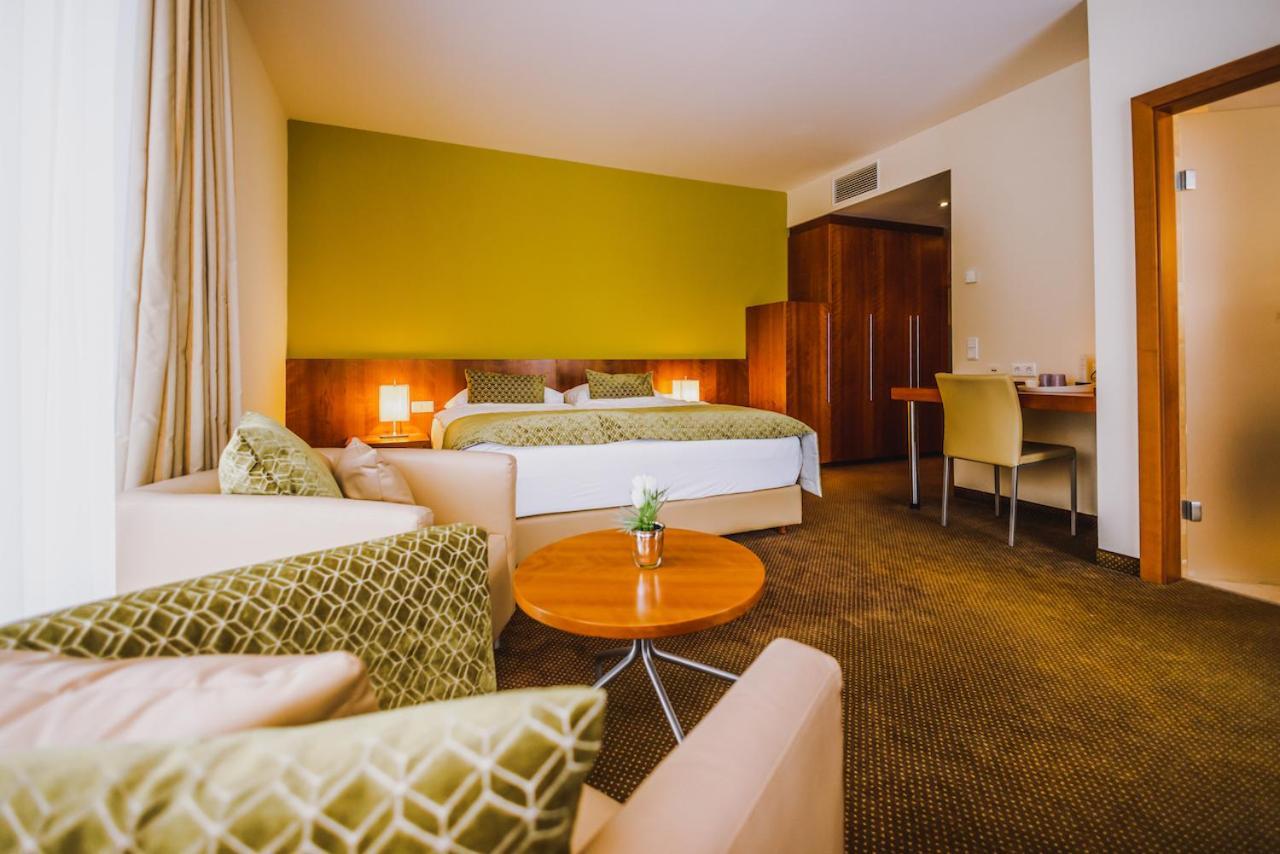 Seehotel Sued By S4Y Velden am Wörthersee Buitenkant foto